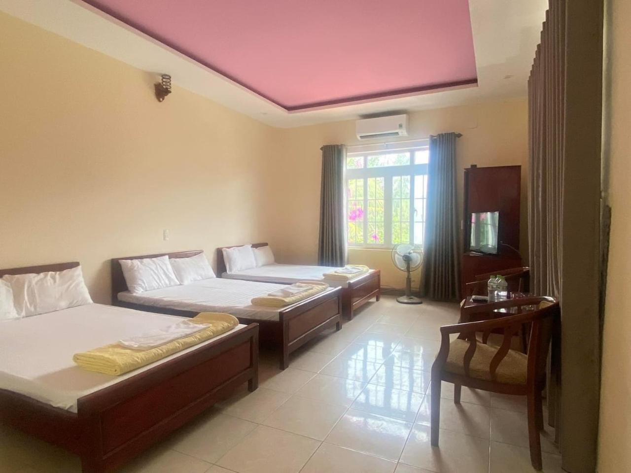 דונג הוי Hai Yen Hotel Quang Binh מראה חיצוני תמונה